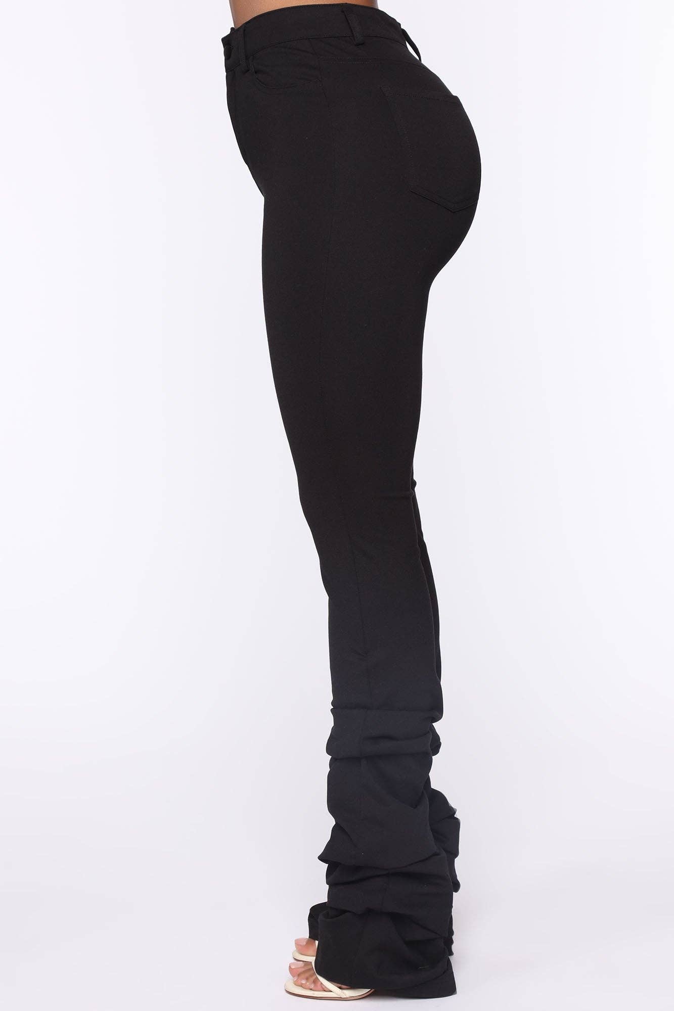 SUPER STACKED JEANS